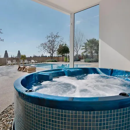 빌라 Garden Luxury Dasaki Achnas
